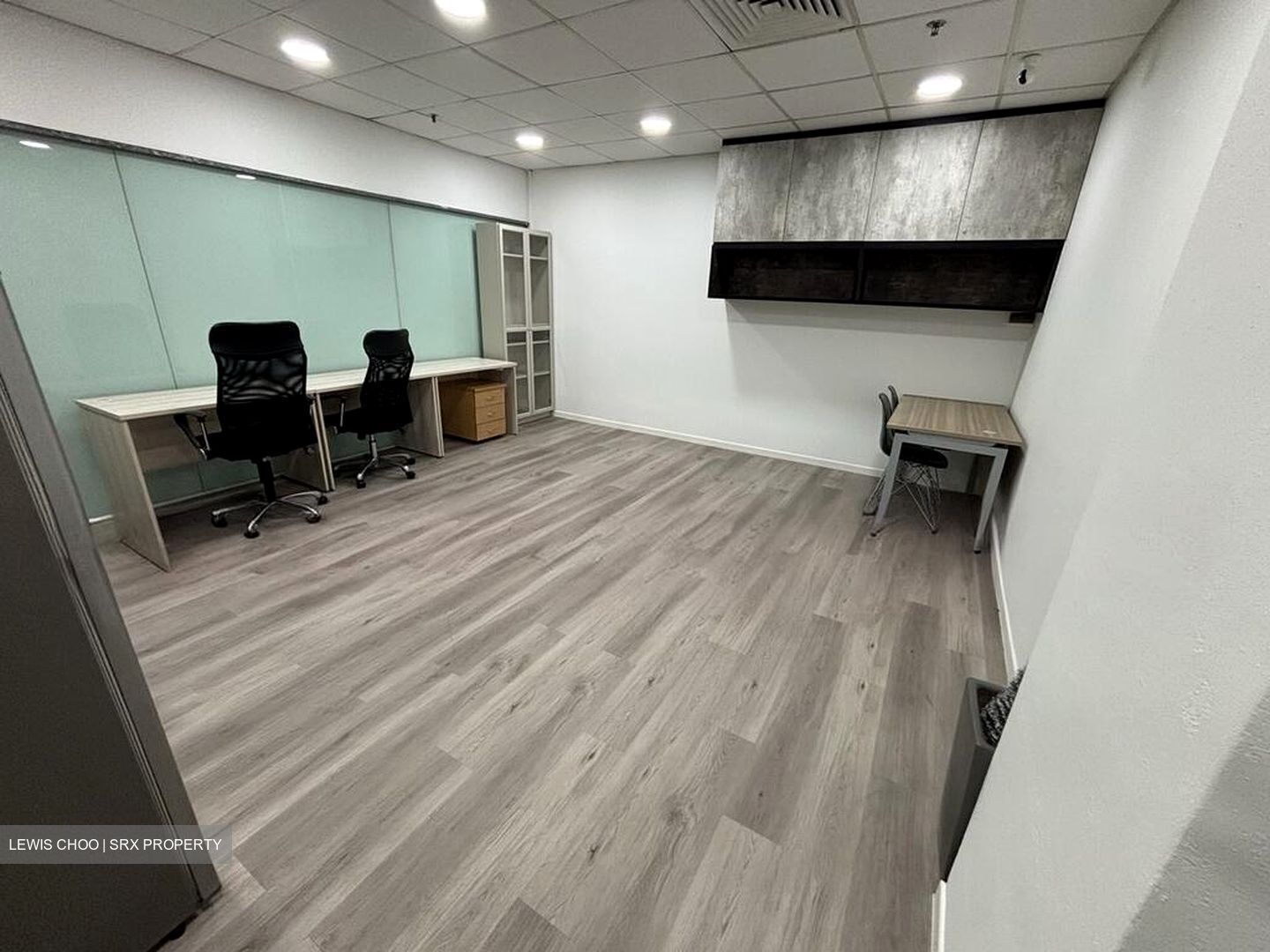 Highland Centre (D19), Office #497356121